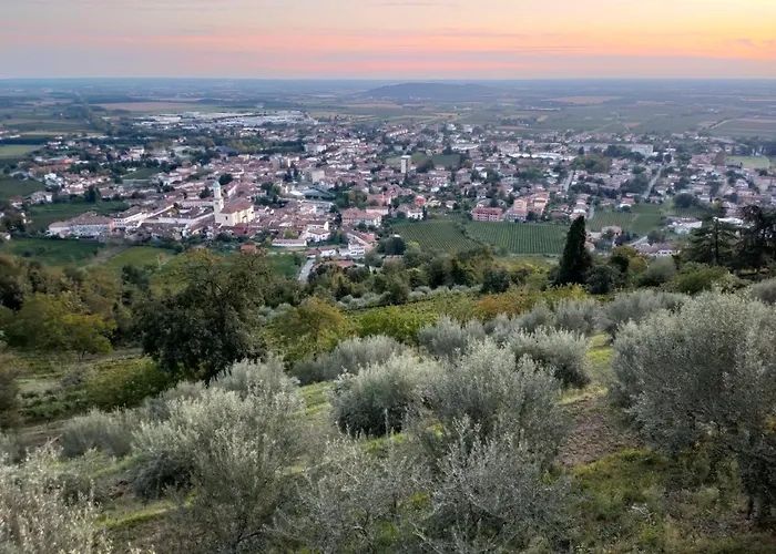 Casa Di Anna - Relax In Un Paesaggio Suggestivo
